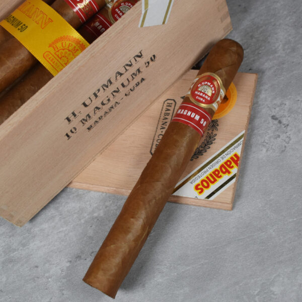 H. Upmann Magnum 50 - Image 2