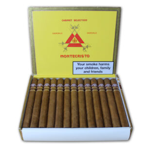 Montecristo Churchills Añejados