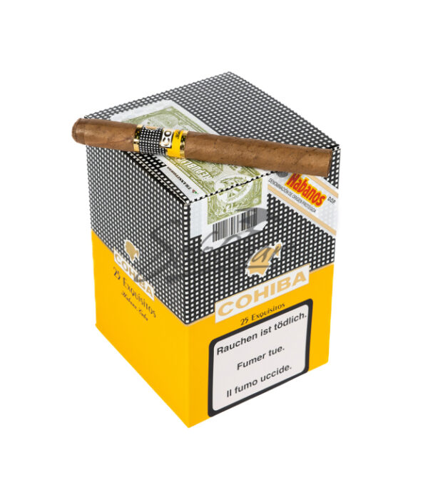 Cohiba Exquisitos Ring Gauge: 33  Length: 126 mm / 4.9 inches